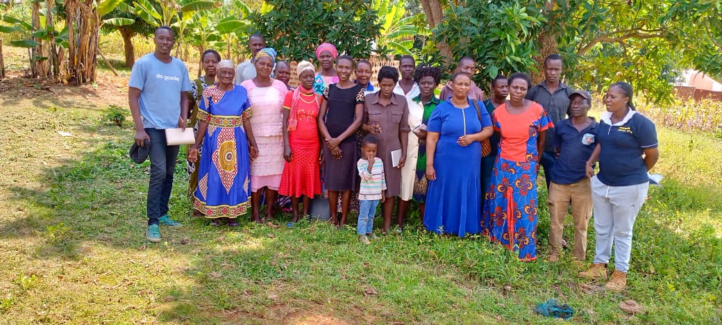 TevinCharles6's tweet photo. What do you think about regenerative agriculture in relation to climate change?Join as on this journey as we have just launched the training in Ganga (samia) and  have the finest  bunch of able women and men as we per take this journey @Psaction1 https://t.co/PsYFL8EOCO
