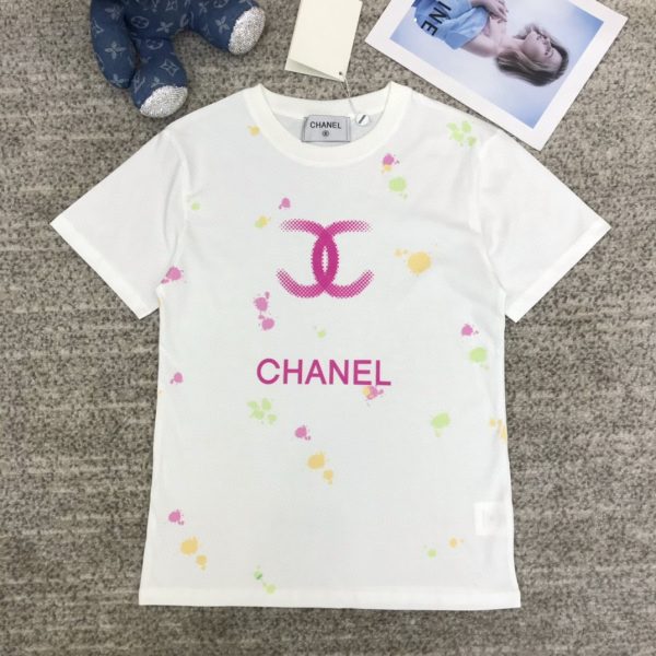 RachelS02464241's tweet photo. おしゃれ好きに大人気の高品質ファッションウェブサイト！洗練されたスタイルで個性を表現しよう。#スタイリッシュな服装 #高品質ファッションウェブサイト #洗練されたスタイル #シャネル #胸の大きい美女です #胸騒ぎの正体 
https://t.co/LK1Xg9Kgll https://t.co/N0fAOIWjjX