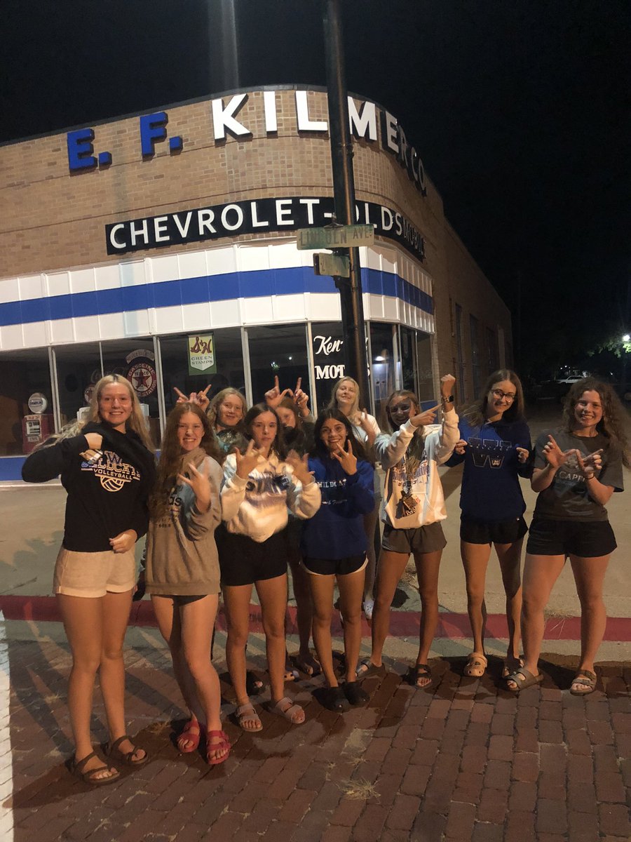 W! #funinthesunvb  Wallace Wildcats