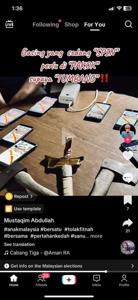 fahaman politic melampau lagu ni cukup bahaya...

dah delete bideo ye bang?..

takpa....sat lagi pihak berkuasa buat keja depa naaaa.

<a href="/fahmi_fadzil/">Fahmi Fadzil 🇲🇾</a> <a href="/PDRMsia/">Polis Diraja M'sia</a>