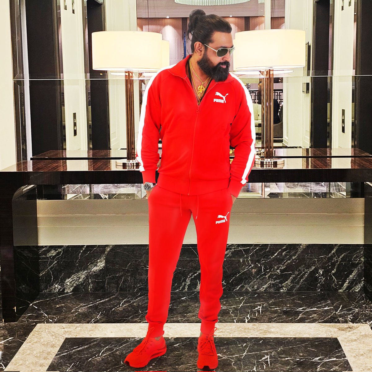 datosrig's tweet photo. Nothing attracts attention like a red outfit
#Swag #SwagMode #SwagStyle #SwagLife #Swagger
#DSG #GOLD #RAJA #DatoSriG #CapitalG #G
#டிஎஸ்ஜி #கோல்ட் #ராஜா #டத்தோஸ்ரீஜி https://t.co/itX4hb2424