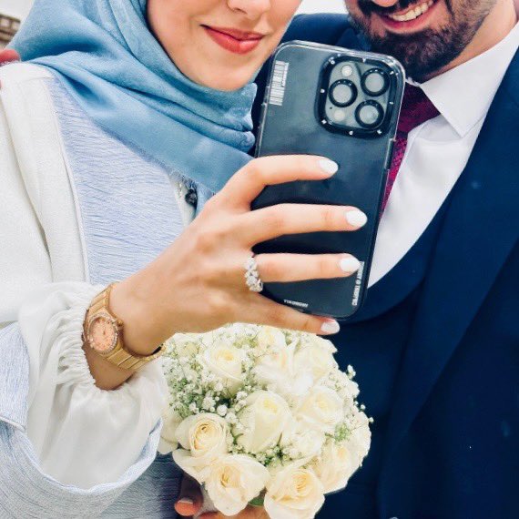 تا تورا یار گرفتم
همه خلق اغیارند❤️
<a href="/agsaeideh1/">🦦</a>