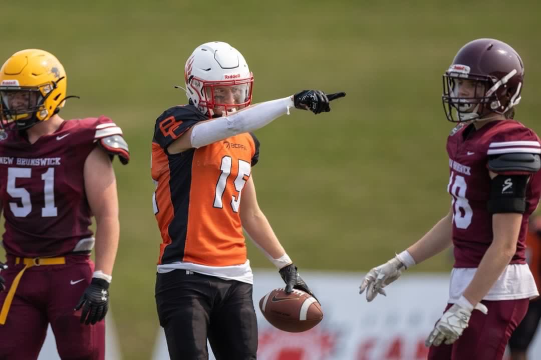 williamlow_'s tweet photo. That’s a wrap on Canada Cup 2023. I’d like to thank my coaches and everyone involved for an incredible experience ❤️ To all my teammates, I look forward to seeing you on the field in the fall🤞🏻@USPORTSca @FootballCanada @officialBCPFA @SportChek https://t.co/km4tRvcWQD
