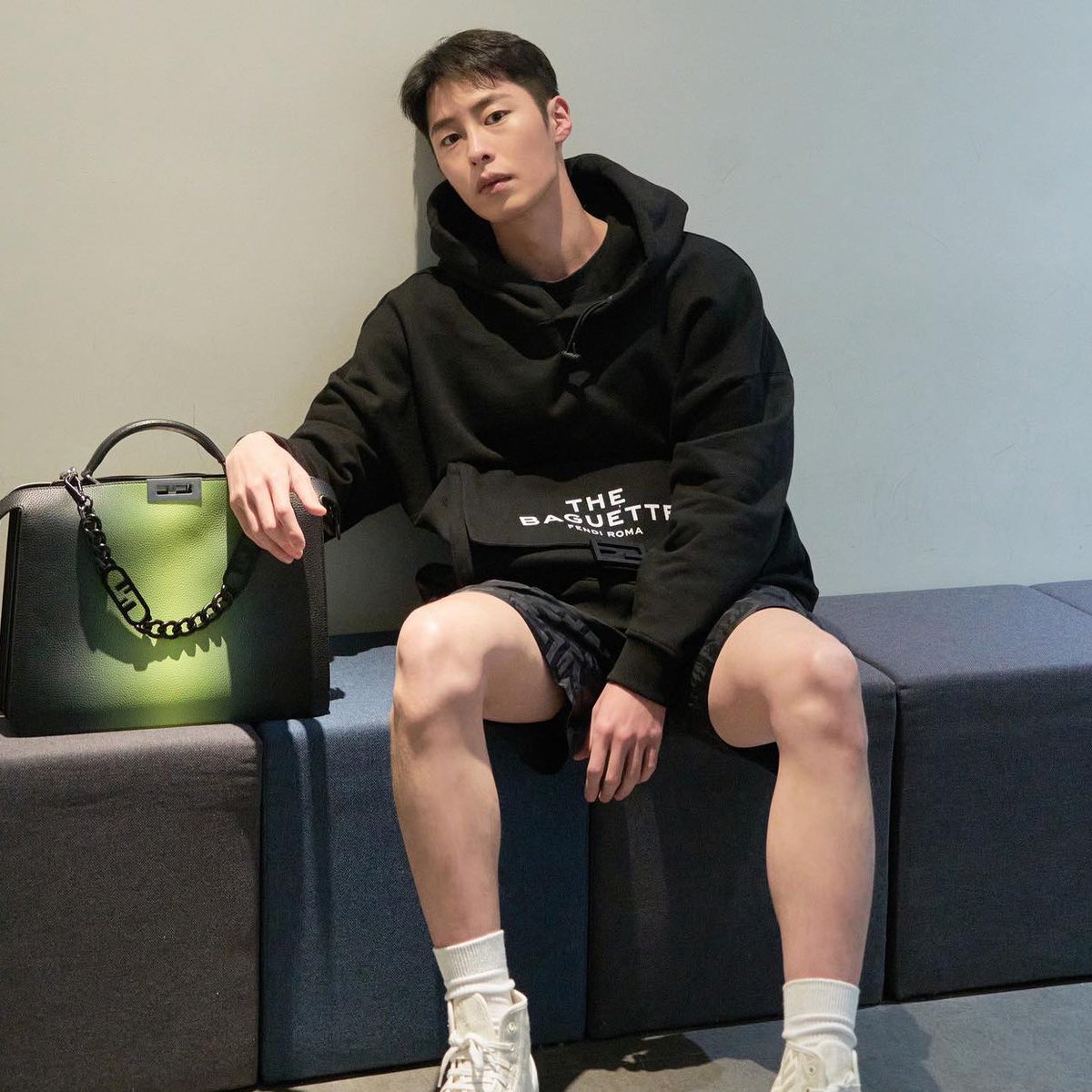 wookiegums's tweet photo. the way this man sits is not good for me 🫠 close your damn legs you whore https://t.co/NQv7Mq5gC8