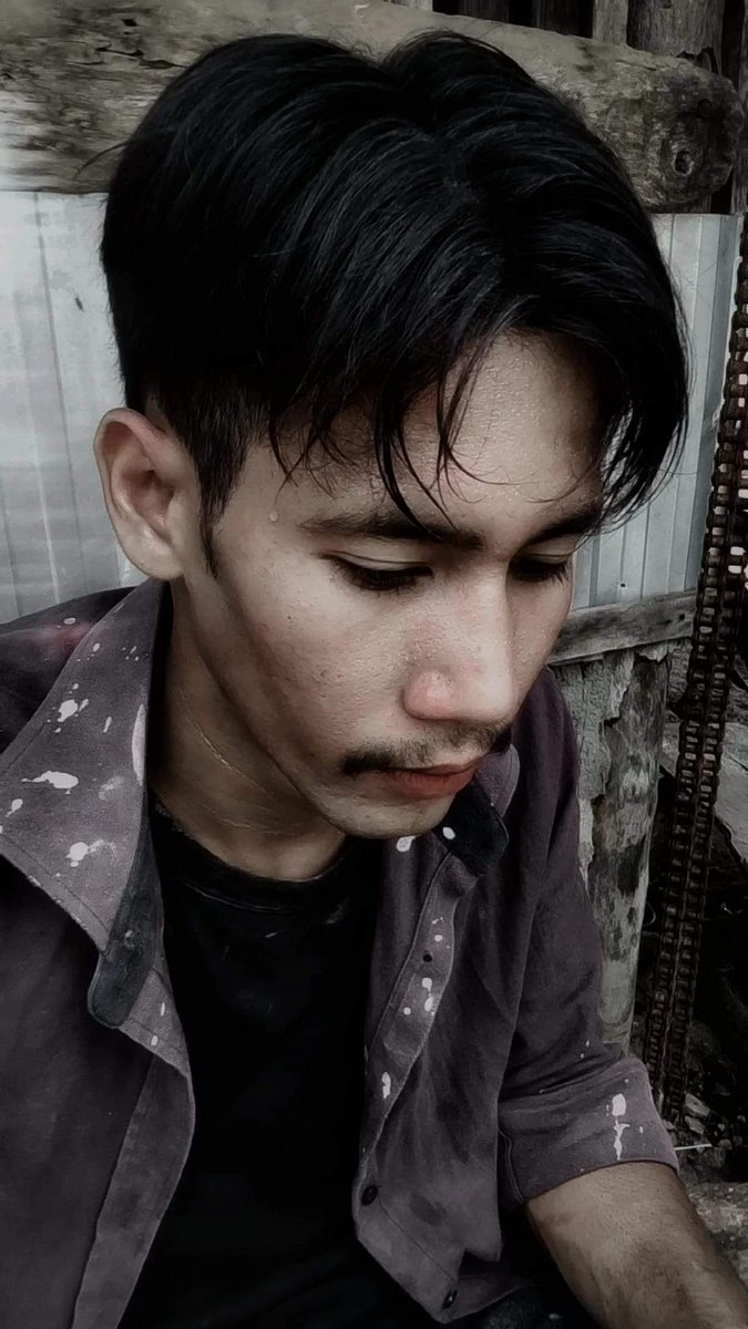 XekchayRid's tweet photo. บ้านไม่มีคนอยู่ ประตูไม่ได้ล็อค😆😋 https://t.co/plFE9JrOPB