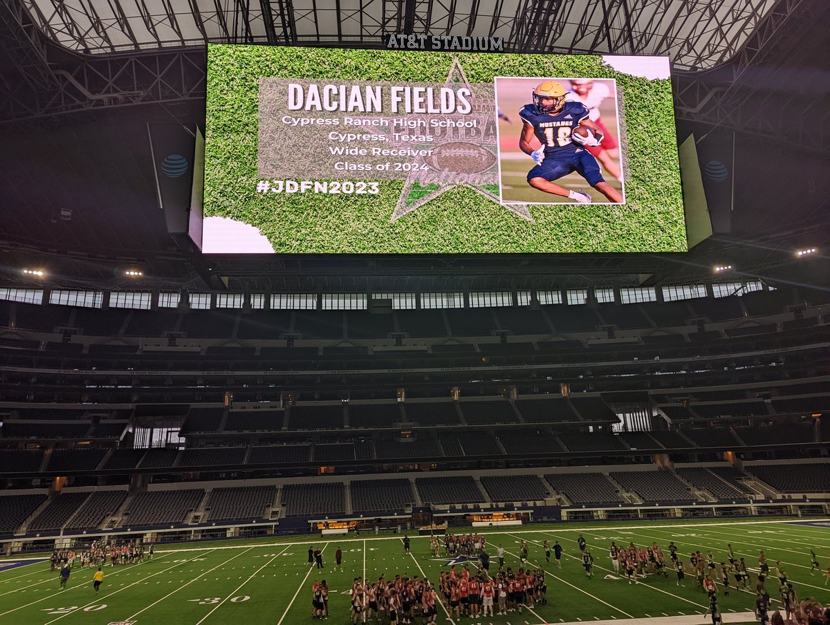 DacianFields1's tweet photo. National Junior Day - GameDay at @ATTStadium.  Mom asked me to bring her a little something back... 😁🏆

Thanks @fedoras_rule Coach Duckworth @Coach_Stutz

Representing @cyranchfootball out here in Dallas with the Championship W!!! 🏈🙌💯

#JDFN2023
@Coach_RGlover @CoachA_NCSA https://t.co/qQUGbY1nks