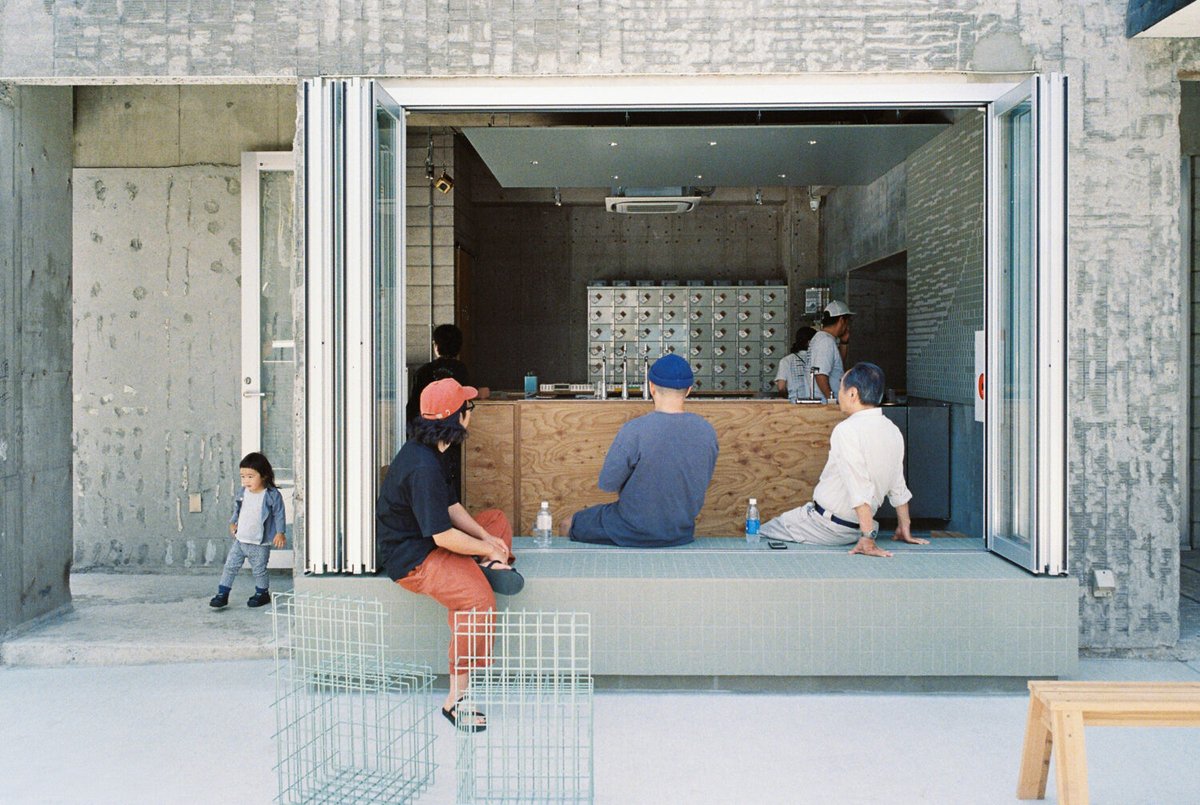 "Komaeyu" by Jo Nagasaka / Schemata Architects.

architecturephoto.net/184524/

photos©Ju Yeon Lee