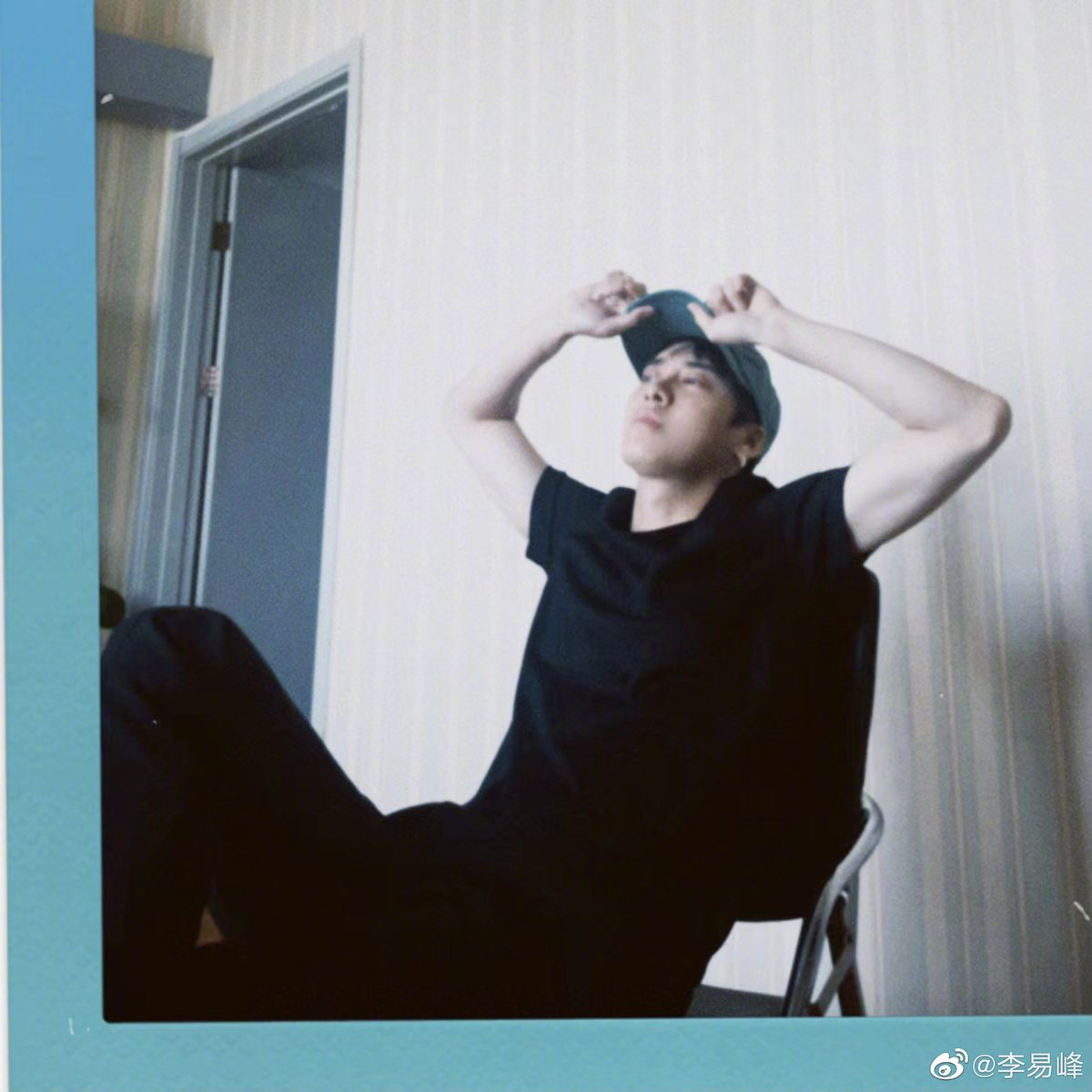 elvacaixia's tweet photo. What are you doing now,my boy ?I miss you  so much. #LiYifeng #李易峰 #evanyifenglee https://t.co/lmXfEwRD68
