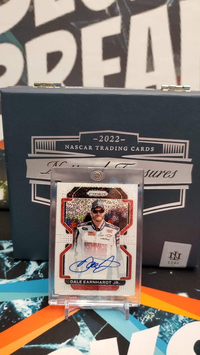 Dqbeck63's tweet photo. Been trying to pull a 1 of 1 white sparkle auto from National Treasures for years! Tonight i finally hit one and it was a monster. What you think @DaleJr ?? https://t.co/8cQOyUy9UC