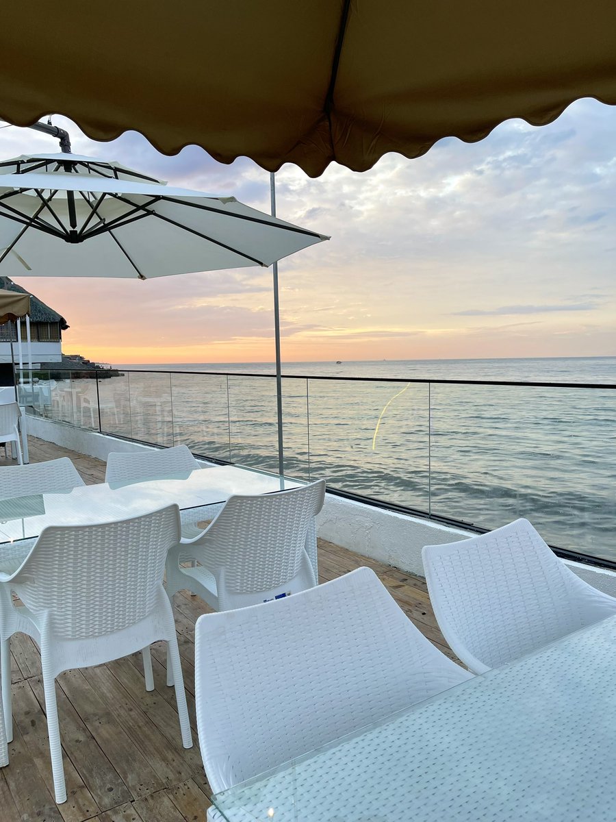 CdoLifestyle's tweet photo. ๐ฆ๐ฑ๐ช๐ฝโ๐ผ ๐๐ฎ๐ ๐๐ท ๐๐๐? ๐โโ๏ธ
Check out this romantic sunset view By The Bay, the newest place to dine and chill with a serene view of the beach! ๐
๐
๐Caltex, Cugman, CDO
#ByTheBay #TatsSeafoodDampa #CDO #cagayandeoro #CDOrestaurant #CDOeats #CDOfood #CDOLifestyle https://t.co/8HXkJu3A6K