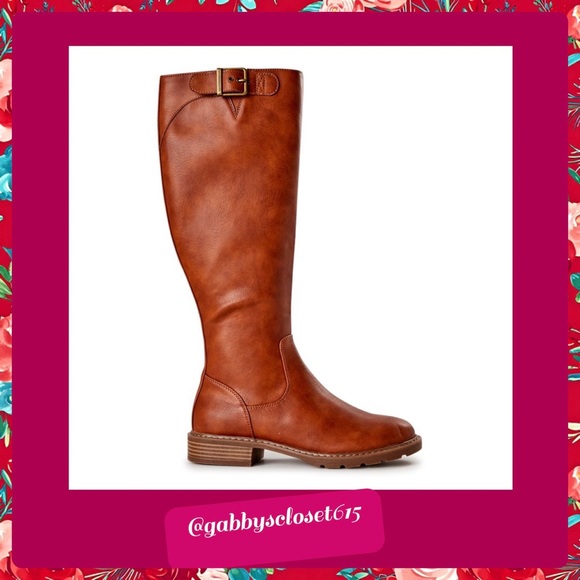DonnaSetterfie2's tweet photo. So good I had to share! Check out all the items I'm loving on @Poshmarkapp #poshmark #fashion #style #shopmycloset #wayf #timeandtru #talbots: https://t.co/YpFdpzb3b0 https://t.co/5Ezqkx5eQp