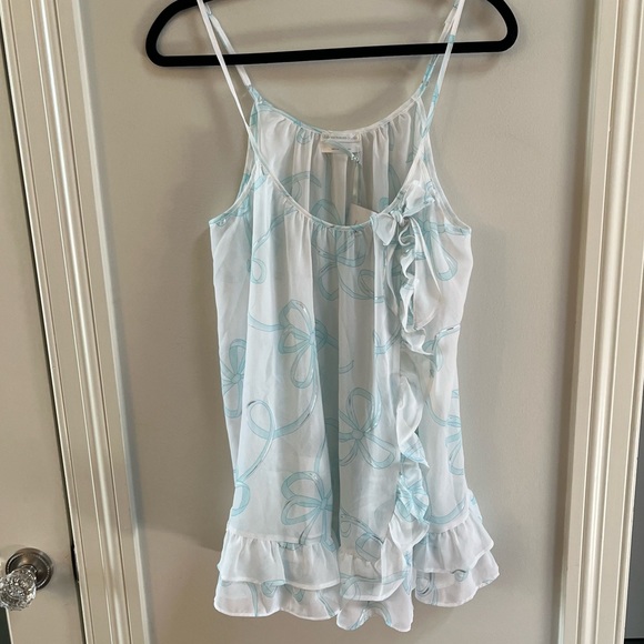 LuminaRevival's tweet photo. So good I had to share! Check out all the items I'm loving on @Poshmarkapp from @tori1020h #poshmark #fashion #style #shopmycloset #eddiebauer #victoriassecret #harper: https://t.co/GhbFDks5b2 https://t.co/XceGie79Y9