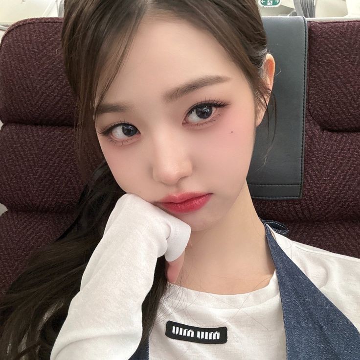 veilanwrites's tweet photo. DAY 2 ✧

hi! I'm vei and I'm currently looking for interactive #moots and readers, I'm an author and you can check it out:) I'm an #09liner and I'm 4teen, I don't bite so pretty please interact with this tweet:) like&amp;rt are highly appreciated!! (⁠≧⁠▽⁠≦⁠)

#kpoptwt #kpop https://t.co/hDTM2eDAbV