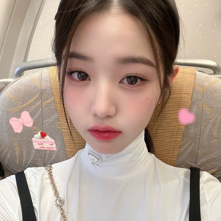veilanwrites's tweet photo. DAY 2 ✧

hi! I'm vei and I'm currently looking for interactive #moots and readers, I'm an author and you can check it out:) I'm an #09liner and I'm 4teen, I don't bite so pretty please interact with this tweet:) like&amp;rt are highly appreciated!! (⁠≧⁠▽⁠≦⁠)

#kpoptwt #kpop https://t.co/hDTM2eDAbV