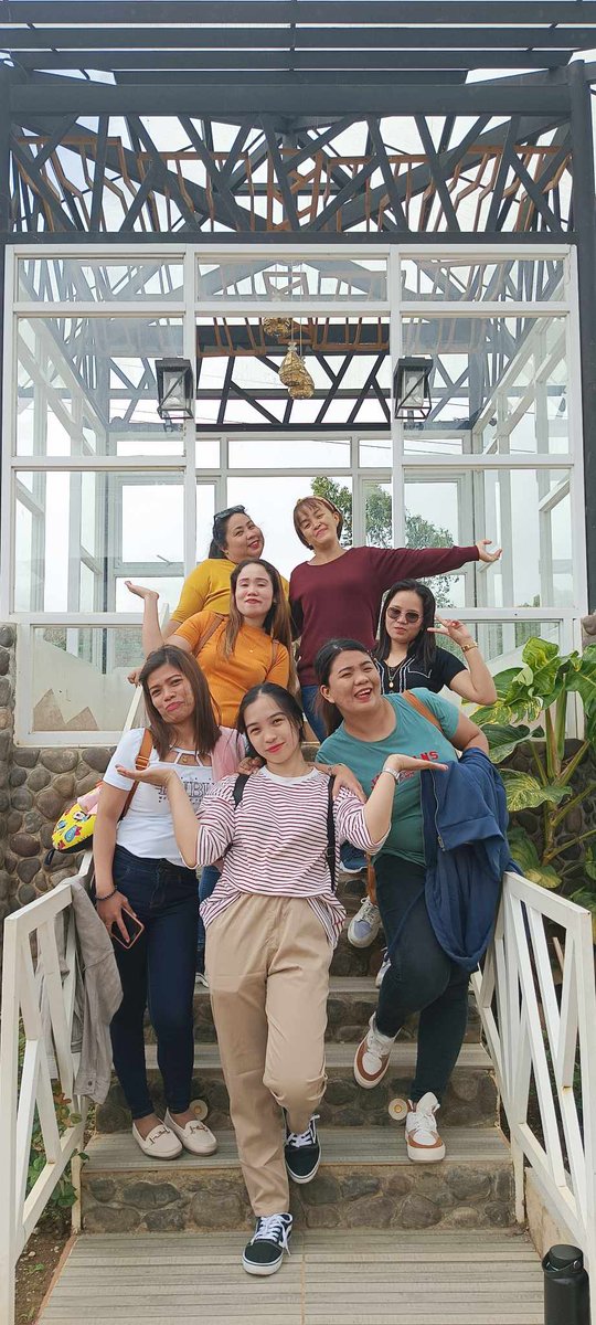 jlyn_29's tweet photo. More bonding with them 💜
#Sales 
#ddisfam 
#part2 https://t.co/SHOILiwOjx