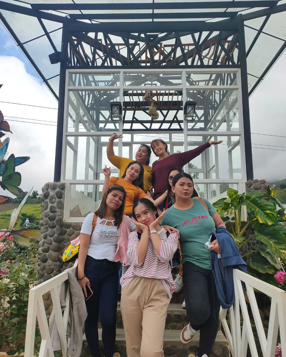 jlyn_29's tweet photo. More bonding with them 💜
#Sales 
#ddisfam 
#part2 https://t.co/SHOILiwOjx