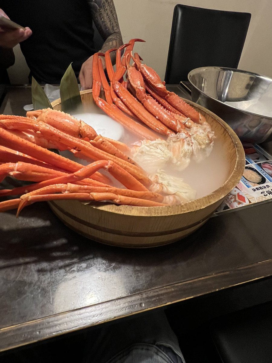 44_jas's tweet photo. 昨日パンパンで入れなかったズワイガニ食べ放題🫶㊗️ https://t.co/HcpbV0X4mg