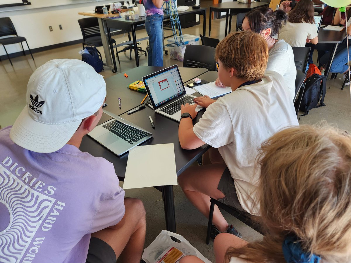 NWESSP's tweet photo. Day 2: Physics of Balloon Flight, Balloon Drop Challenges and tinkering with 3D Modeling using TinkerCad. #nwessp #nasapartner @cwutogether https://t.co/TAvCRGkjdT