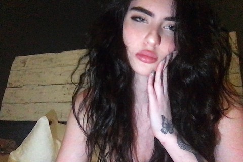3girl_Chloe's tweet photo. hey
#selfie #woman #female #iluvtwitter111 #letshavesomefun #sendmemoney #girl #sugarbaby #dmme https://t.co/fy8W4lgK7r