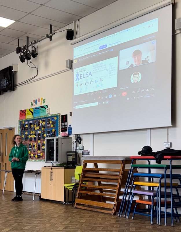 The ELSA team would like to thank Freya for speaking about type 1 diabetes and sharing her experience of the ELSA study in her school assembly this morning! Freya, you were a superstar! ⭐⭐⭐⭐ #t1d 
elsadiabetes.nhs.uk <a href="/DUK_research/">Diabetes UK Research</a> @JDRFUK <a href="/iluska_beaton/">Iluska</a> <a href="/parthnarendran/">Parth Narendran</a>