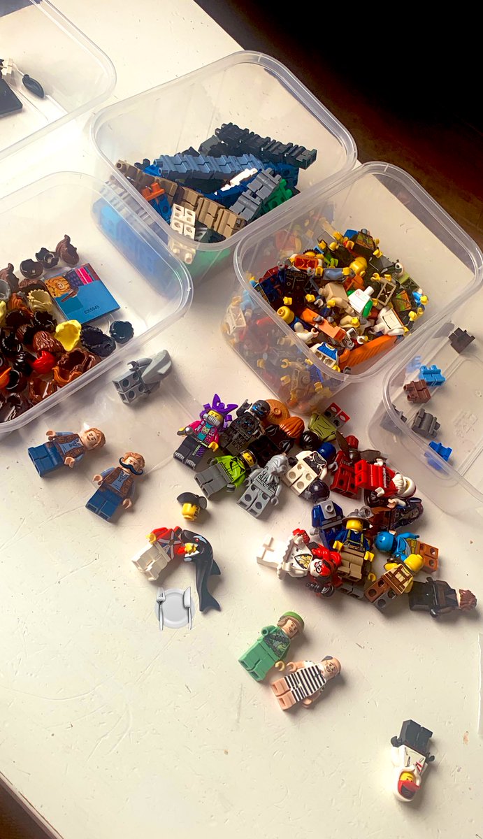 FunWithLego's tweet photo. Sorting Mini-figures just can help playing can you spot the 2 cheeky changes!! https://t.co/3zEE839UKD