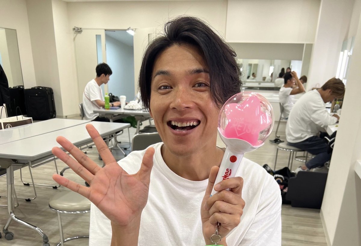 ネット発売中グッズ紹介 【純烈NEWペンライト】 #7NSにて純烈NEWペン