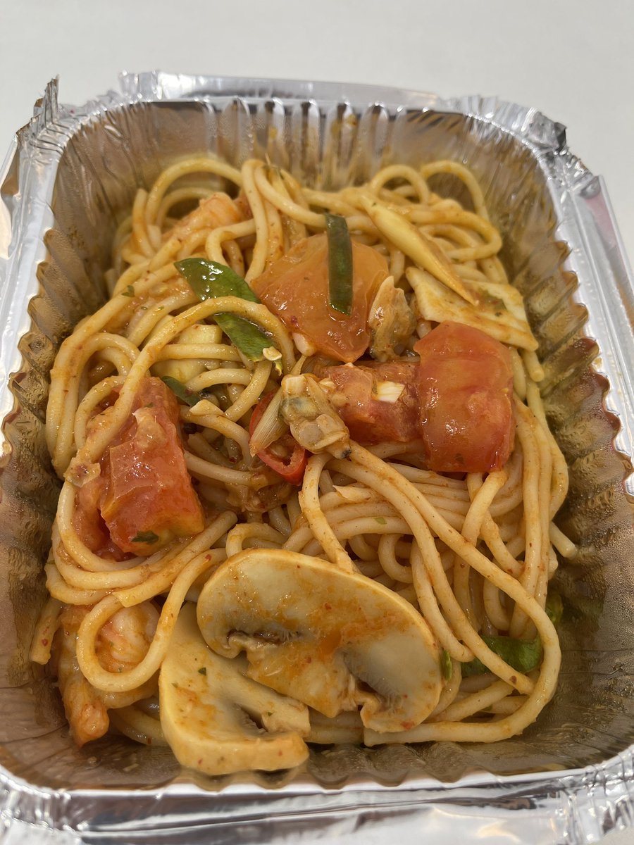 Spaghetti Shrimp Tom Yum
#foodlovers #todayfood #menu