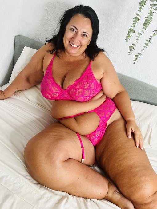 Follow me for free 💋👇 https://t.co/6vs0b0n4Zs