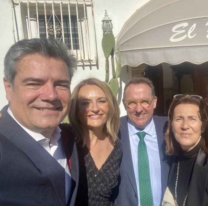 Felicitamos y damos la bienvenida a Nuria Montes ⁦<a href="/HOSBEConline/">HOSBEC</a>⁩ nueva consejera de turismo ⁦<a href="/TurismeValenci1/">Turisme-Valenciana</a>⁩ comunidad valenciana, gran profesional. Desde ⁦<a href="/CEHEhosteleria/">Hostelería de España</a>⁩ ⁦<a href="/SaboreaEspana/">Saborea España</a>⁩ ⁦@jlyzuel⁩