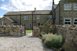 Country Hideaways tweet media