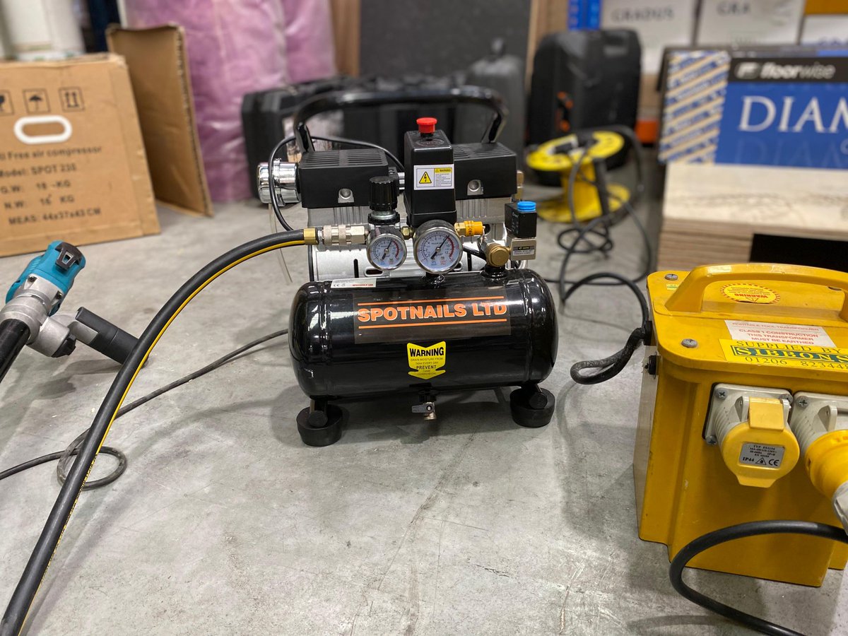 Fantastic training session today with <a href="/SpotnailsLtd/">Spotnails Ltd</a> showing the sales team how to use their nail guns!

Big thanks from us at STS for coming down and letting us use your equipment. If you are looking for high-quality floor-nailing equipment, be sure to check them out!

#flooring