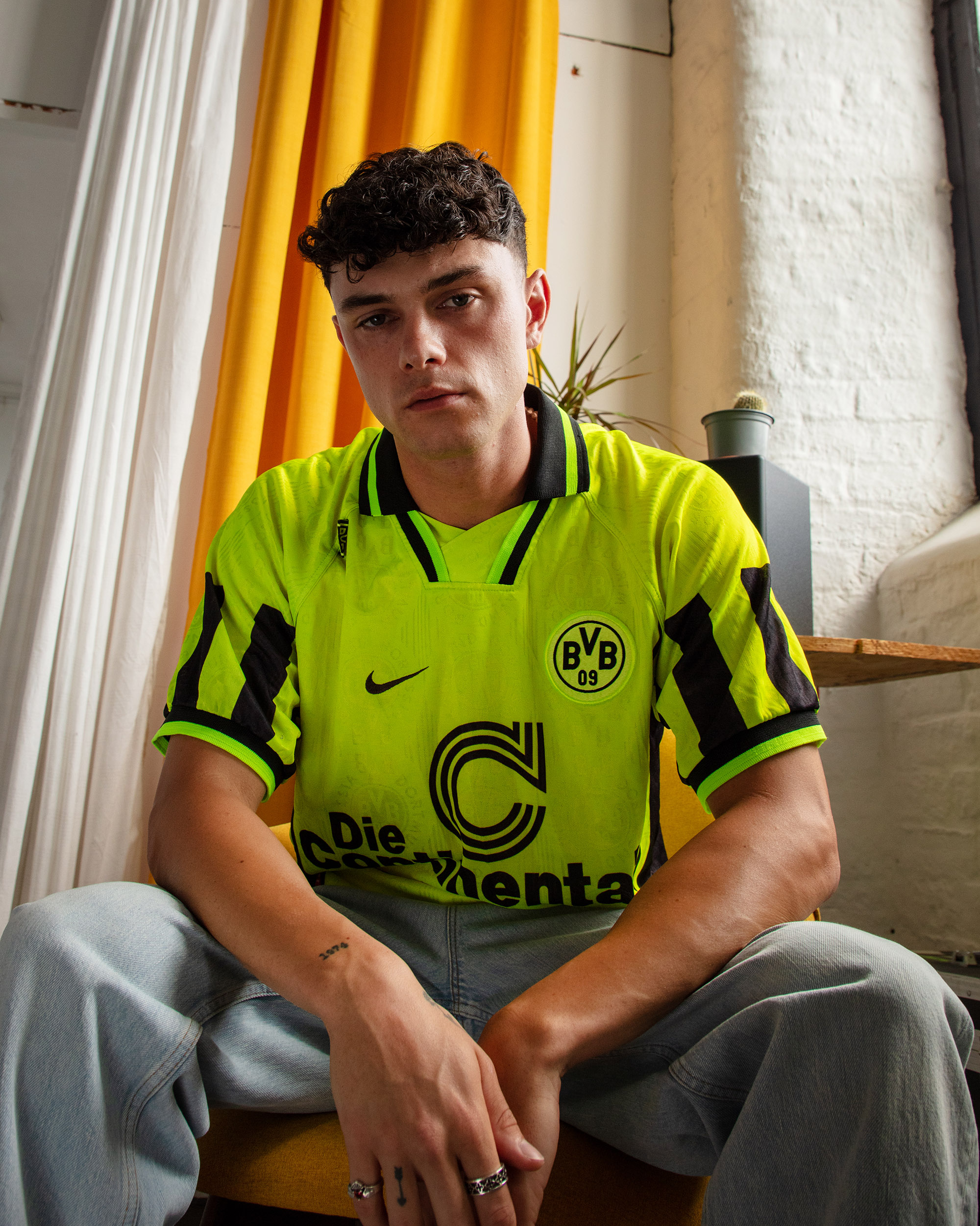 Borussia dortmund best sale tops