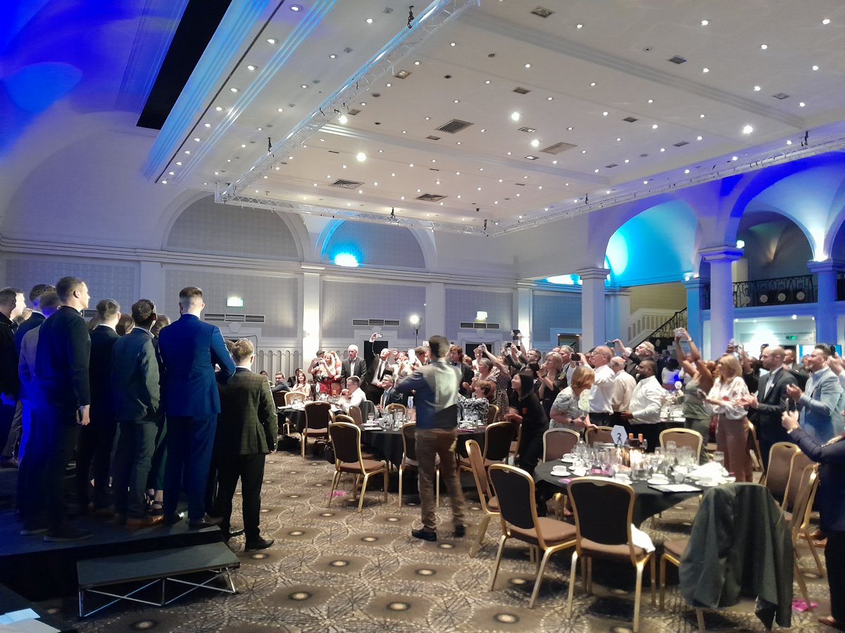 Donna Lee (@donnacke) on Twitter photo Fantastic evening last night at our <a href="/sobecbeckett/">Hama #HAMA</a> prize giving event for the graduating cohort of 2023.
Wonderful to see so many proud parents & celebrate with the students. Lovely to be back @TheQueensLeeds too they always make us feel so welcome & really look after us! Fantastic evening last night at our <a href="/sobecbeckett/">Hama #HAMA</a> prize giving event for the graduating cohort of 2023.
Wonderful to see so many proud parents & celebrate with the students. Lovely to be back @TheQueensLeeds too they always make us feel so welcome & really look after us!