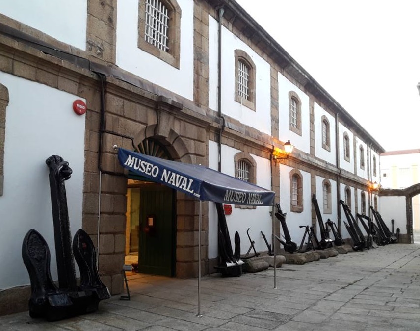 El #MuseoNavalFerrol, se encuentra dentro de la base Naval de Ferrol, en el Cuartel de Presidiarios conocido como San Campio. En sus salas se puede encontrar desde el Atlas de Tofiño, a un modelo de la fragata Santa María Magdalena de 34 cañones.