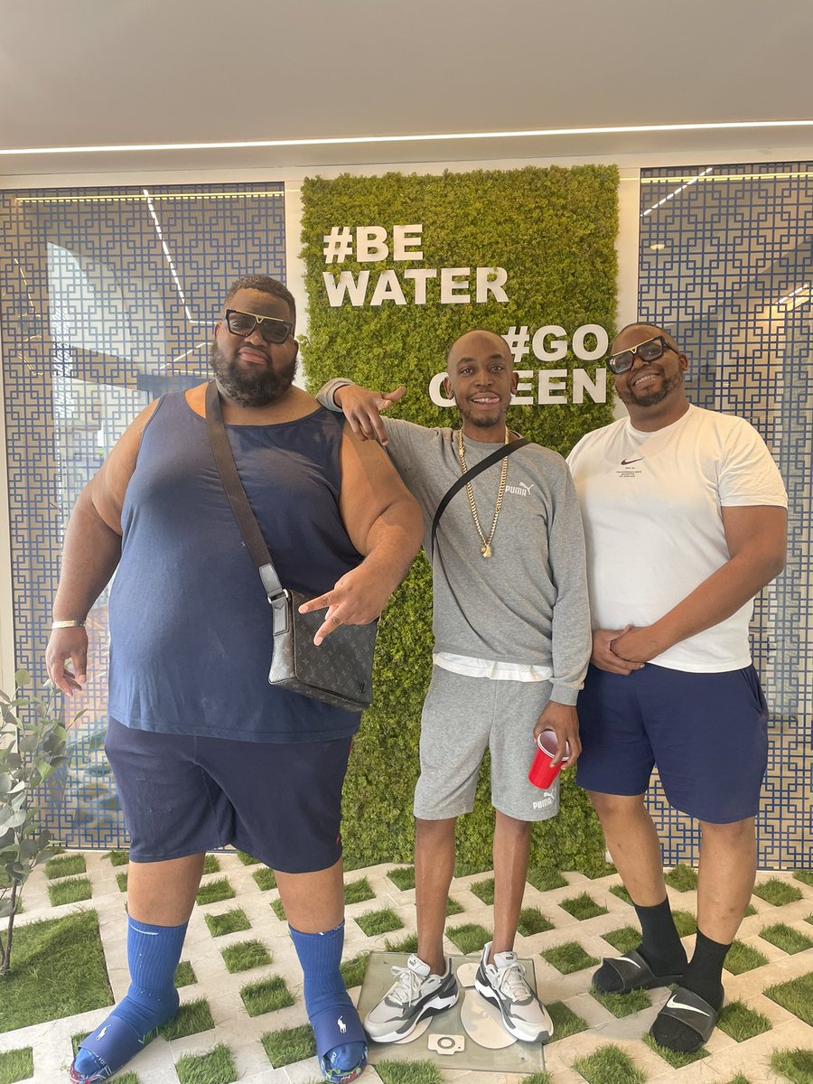 Solomon Smith tweet media