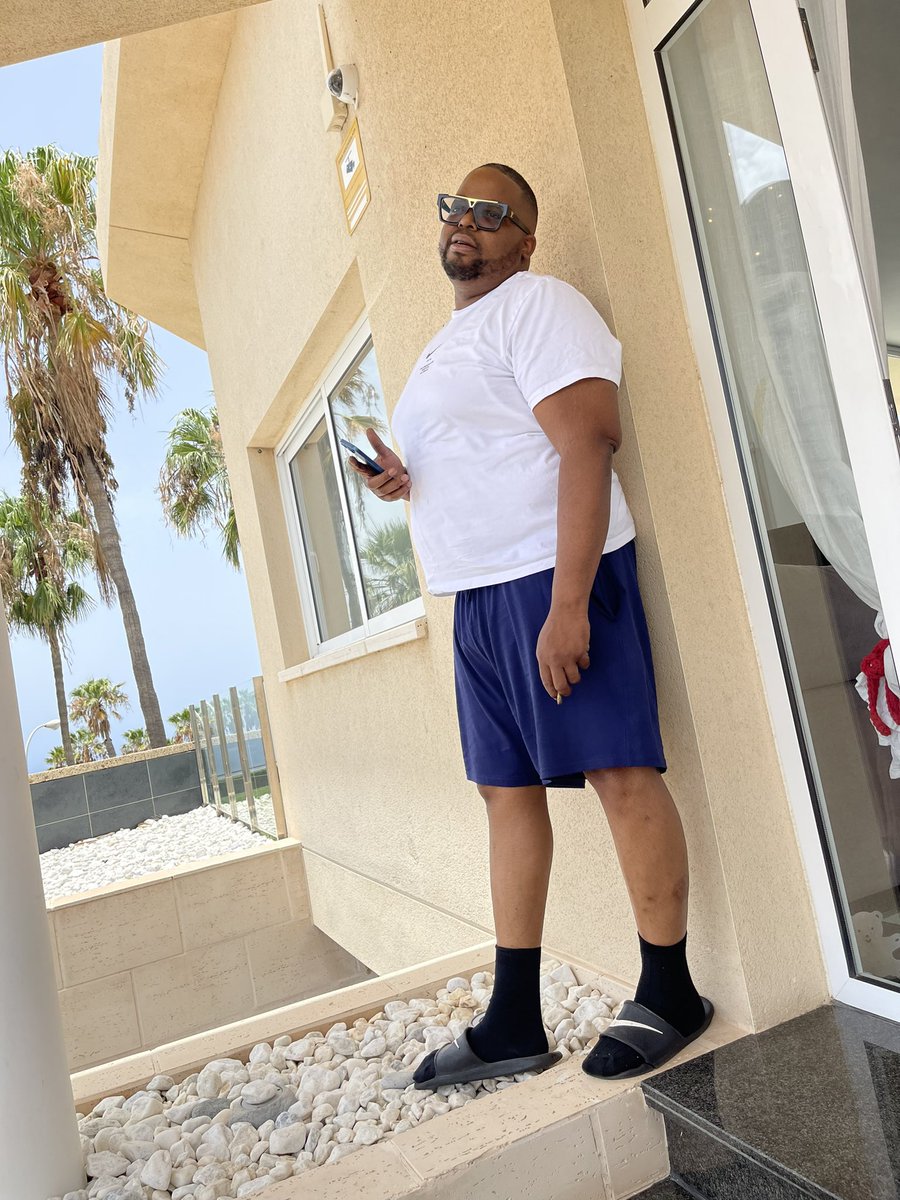 Solomon Smith tweet media