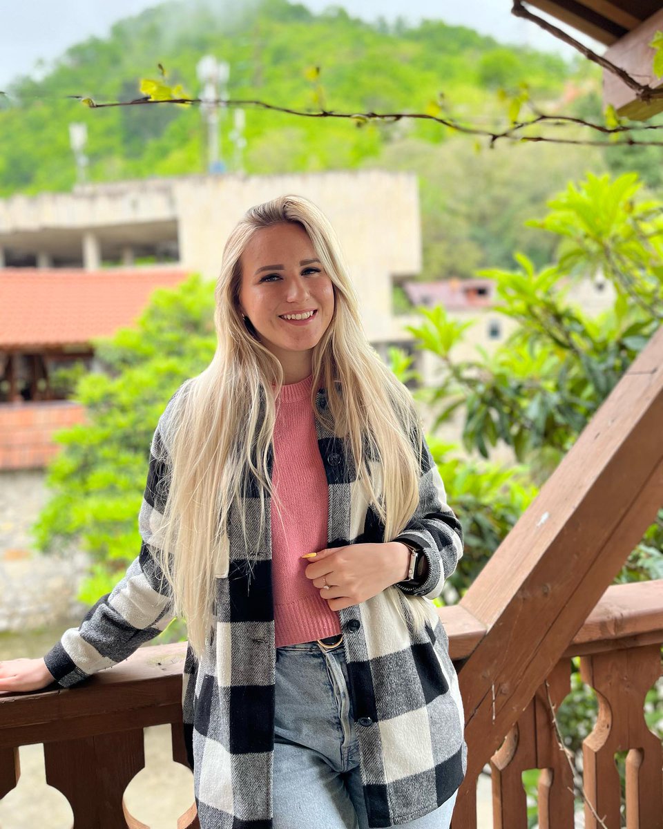 ArinaCarlin's tweet photo. Confidence is the best outfit, rock and own it.

#cryptolifestyle #opportunities # #keepsmiling #lifestyle #passiveincome #behappy #cryptomillionaire #enjoyeverymoment #bitcoin https://t.co/rVz4GwwxO5