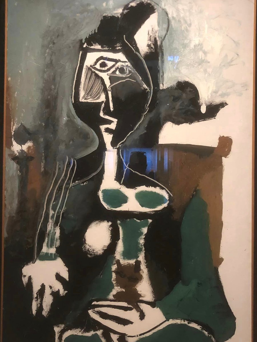 This evening, I'm @SaulHayFineArt Gallery chatting to @Mr_Dave_Haslam about his latest Art Decades tome, Adventure Everywhere: Pablo Picasso's Paris Nightlife, out now with @Confingo – tonight’s event is sold out, but HMU with qs. Here's 'Woman with a cat sitting in an armchair'.