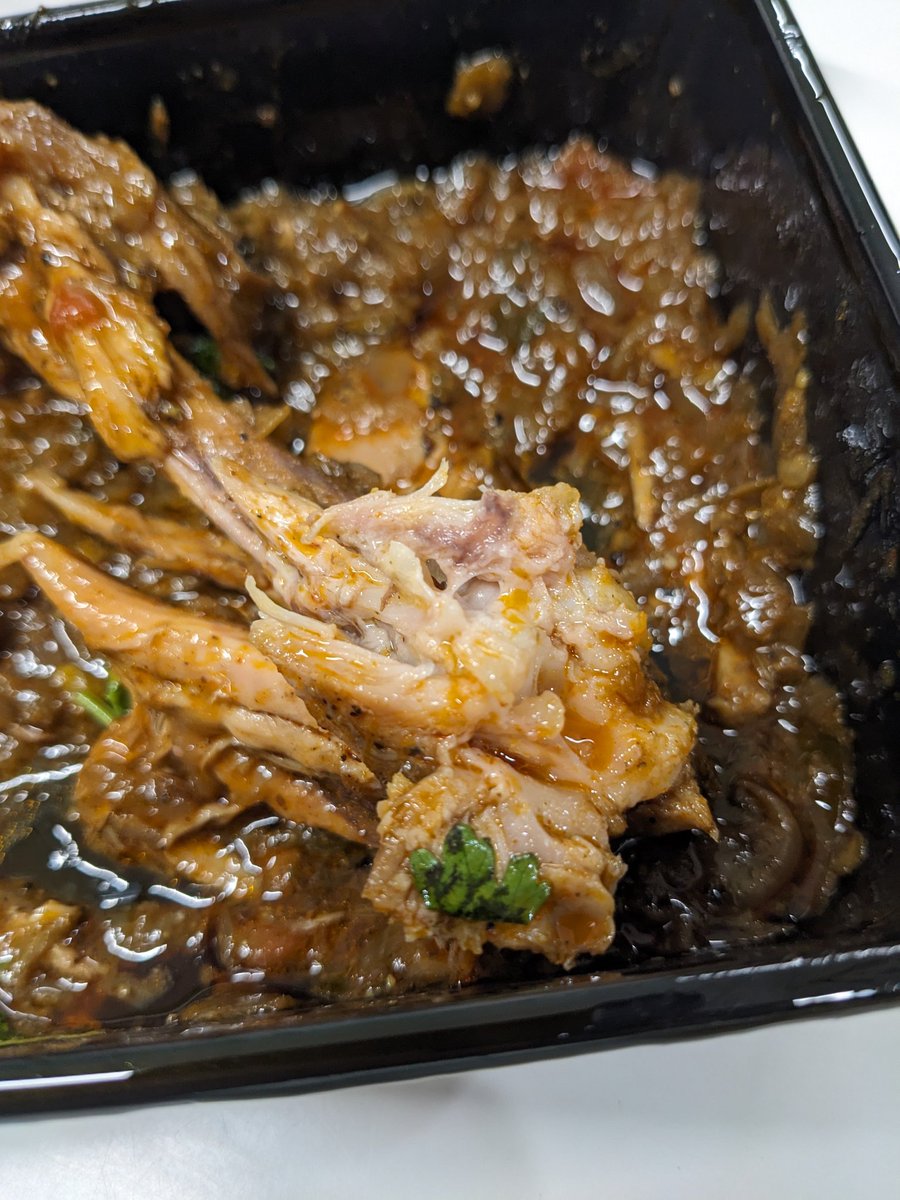 RohanKanaka's tweet photo. I am not able to even chat with anyone on the Zomato app about this situation hence I am forced to tweet about this. I am expecting a call from someone in Zomato and expect to be compensated for the trouble that been created in this past 3 days. It's inhumane and unacceptable. https://t.co/y9e0xPmidF
