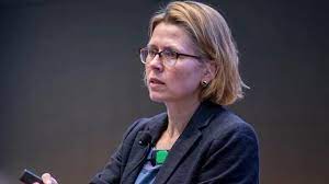 spehar_robert's tweet photo. Američka profesorica i lobistica #FionaScottMorton 1.09.23. postat će glavna ekonomistica EU-a za pitanja tržišnog natjecanja u radu s tehnološkim tvrtkama.Njene reference: Bila je konzultant #Applea, #Microsofta &amp; #Amazona, tj. korporacija koje sada treba nadzirati! #GLOZI #WEF https://t.co/PmacEdjOfM