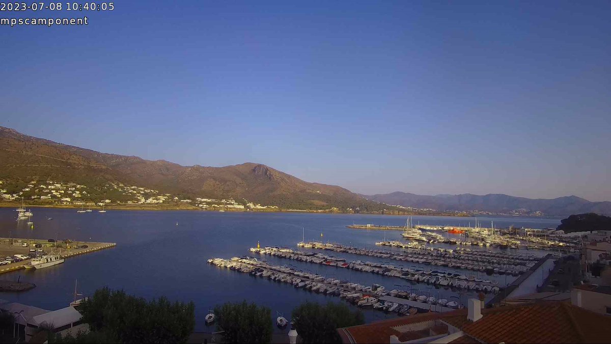 Temperatura:26.4 Sensació Tèrmica:29.1 Vent:2.6km/h Direcció del vent:SSE Ratxa Max/Hora:29.0 Escala Beaufort:1 bft Pressió:1015.0 Pluja Hora:0.0mm Acumulació 24/h:0.0 Humitat:69  #meteocat #arameteo #324eltemps #elportdelaselva