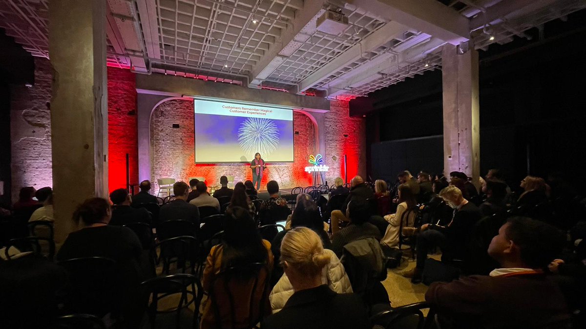 ecosystm360's tweet photo. .@Audrey_William, Principal Advisor, Ecosystm, spoke @Sprinklr #CXConnect in Sydney last week. Audrey covered topics such as the non-linear nature of #CXjourneys &amp; the significance of listening to customers. Thanks to Sprinklr and everyone for their support &amp; contribution. https://t.co/ZYljD47RJY