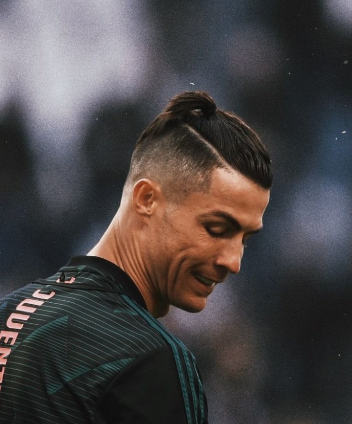 weekendkiddd's tweet photo. IN MY MIND, I'M ALWAYS THE BEST ❤🙌🏻 -Cr7 https://t.co/8jB4n8PZY3