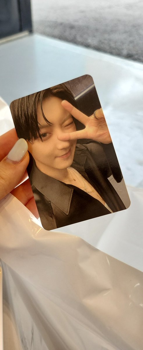 dkfidjd's tweet photo. 찬열 10만원 md 포카 판매합니다
4.5
Sell
#CHANYEOL #CHEN #SUHO #DO #SEHUN #XIUMIN #CreamSoda
#BAEKHYUN  #찬열 #팝업 #백현 #시우민 #디오 #카이 #세훈 #첸 #수호
#찬열포카
#크림소다

https://t.co/dKH5zQKcNS https://t.co/6PSaKEHYJy
