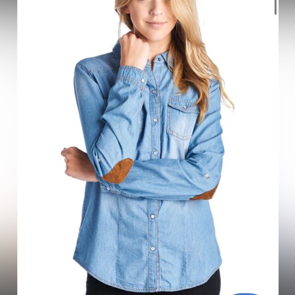 So good I had to share! Check out all the items I'm loving on <a href="/Poshmarkapp/">Poshmark</a> #poshmark #fashion #style #shopmycloset #ty #styleco #cisono: posh.mk/XGhfyKBLwBb