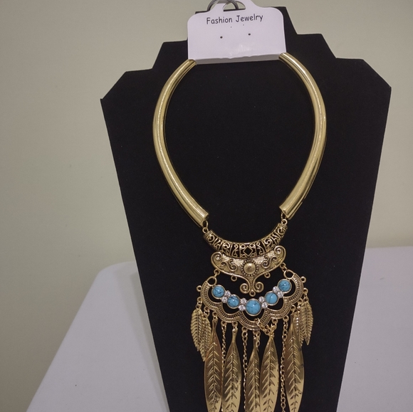 So good I had to share! Check out all the items I'm loving on <a href="/Poshmarkapp/">Poshmark</a> #poshmark #fashion #style #shopmycloset #extraordinaryhatcollection #fashionjewelry: posh.mk/3IYfbhCLwBb