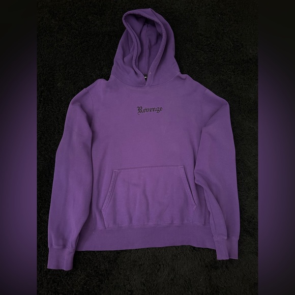 So good I had to share! Check out all the items I'm loving on <a href="/Poshmarkapp/">Poshmark</a> #poshmark #fashion #style #shopmycloset #croftbarrow #revengeclothing: posh.mk/QucSIWDLwBb