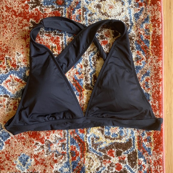 So good I had to share! Check out all the items I'm loving on <a href="/Poshmarkapp/">Poshmark</a> #poshmark #fashion #style #shopmycloset #mossimosupplyco: posh.mk/uGXKqTwipBb