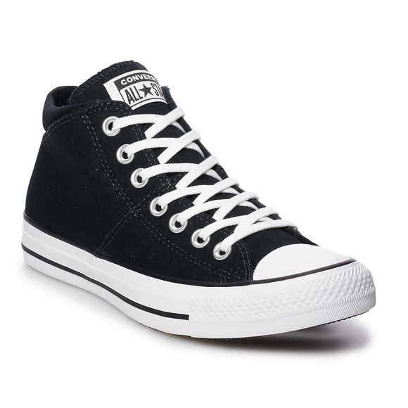 B_DeRoc's tweet photo. So good I had to share! Check out all the items I'm loving on @Poshmarkapp #poshmark #fashion #style #shopmycloset #converse #samedelman #levis: https://t.co/76rSRnlxt0 https://t.co/gAOfdpQfLj