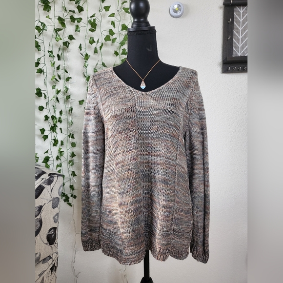 VintagClothes4U's tweet photo. So good I had to share! Check out all the items I'm loving on @Poshmarkapp from @Love_MissJ @shopmyclosetgg #poshmark #fashion #style #shopmycloset #prada #niczoe #aldo: https://t.co/IAESYPUWPV https://t.co/siYRi1bycQ